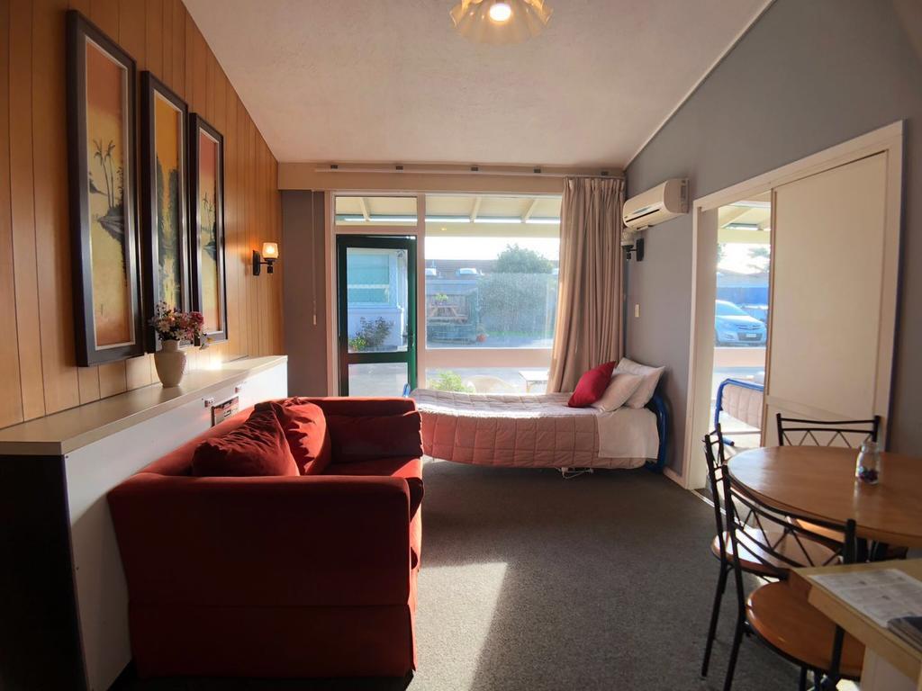 Tui Lodge Motel Крайстчърч Екстериор снимка