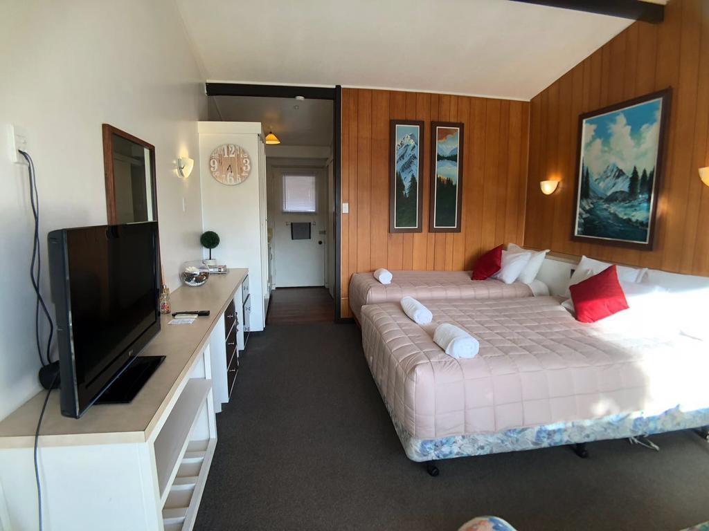 Tui Lodge Motel Крайстчърч Екстериор снимка