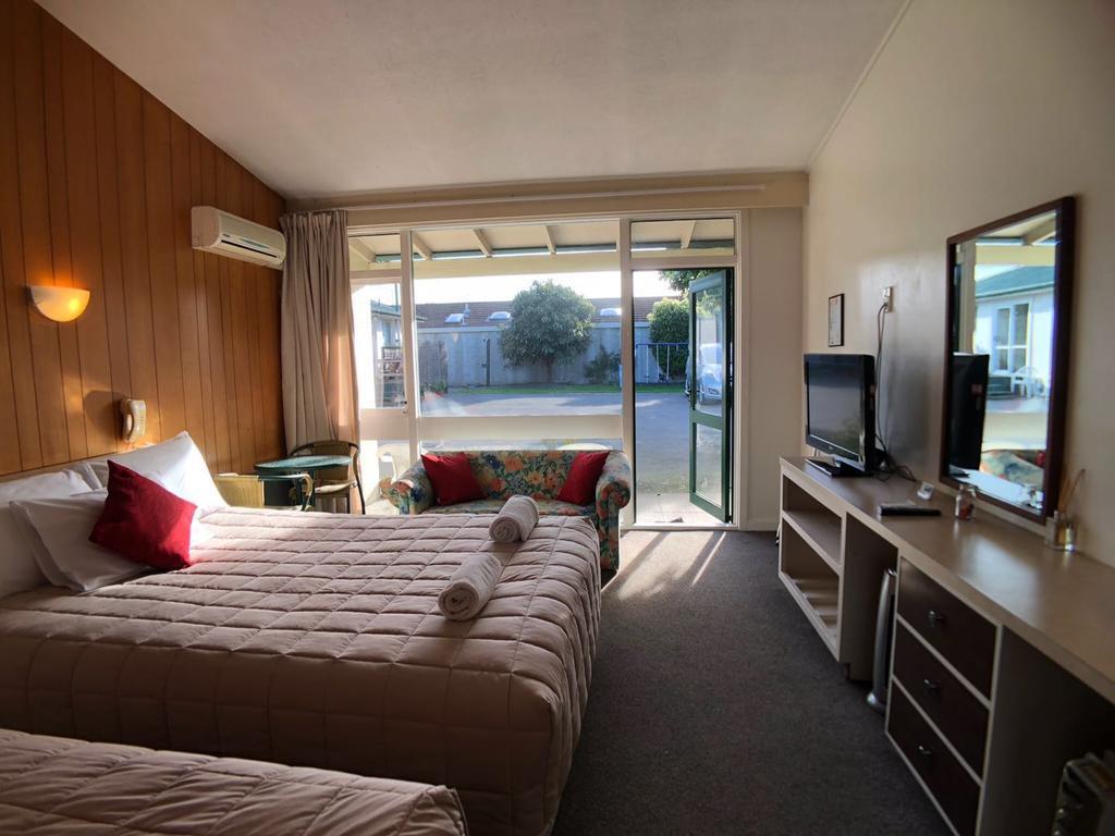 Tui Lodge Motel Крайстчърч Екстериор снимка