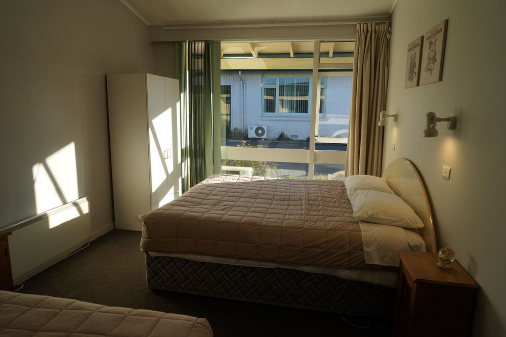 Tui Lodge Motel Крайстчърч Екстериор снимка