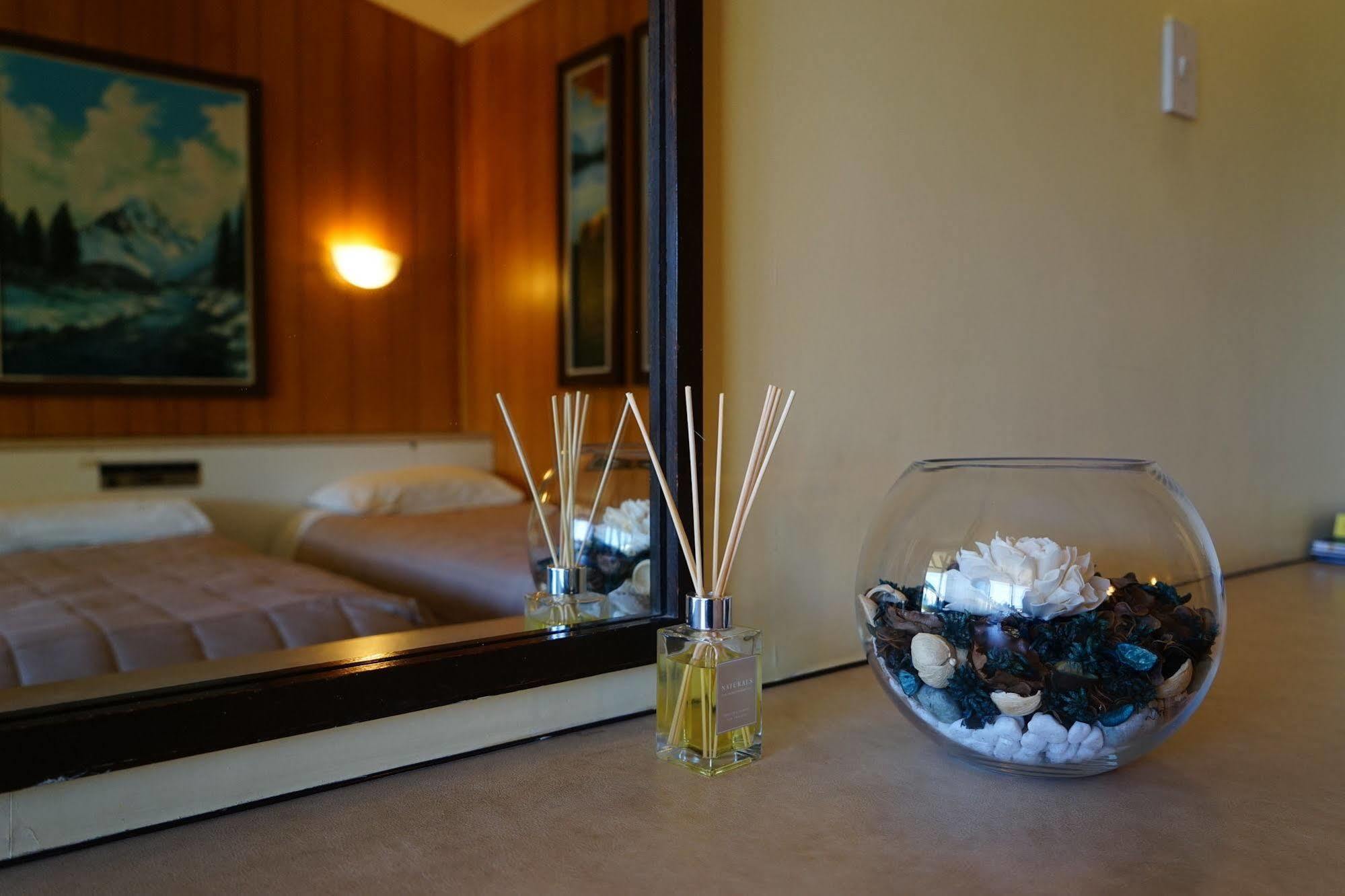 Tui Lodge Motel Крайстчърч Екстериор снимка