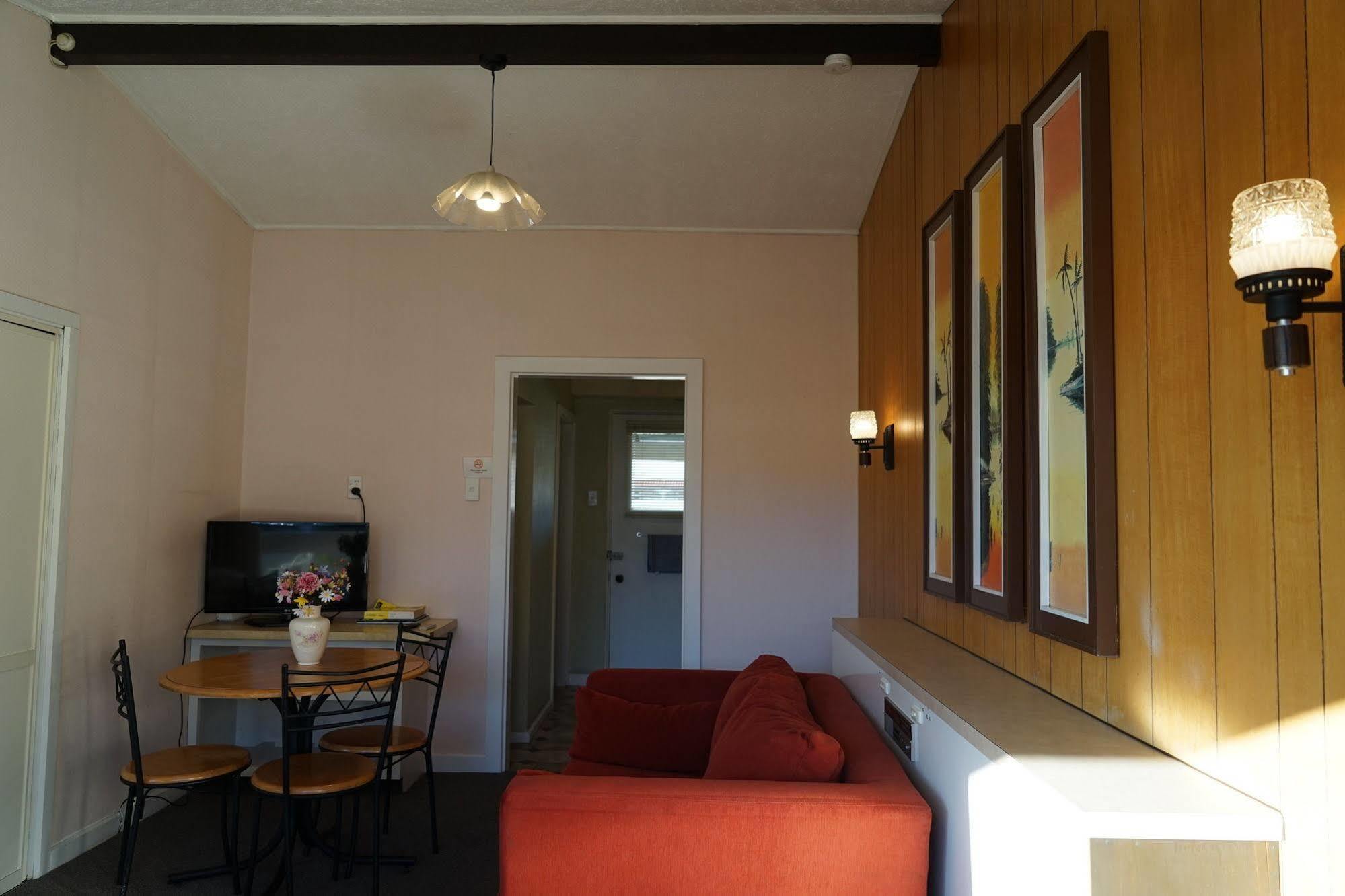 Tui Lodge Motel Крайстчърч Екстериор снимка